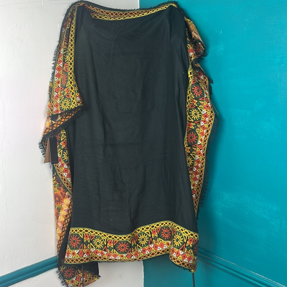 Frye Scarf NWT approx 46” sq